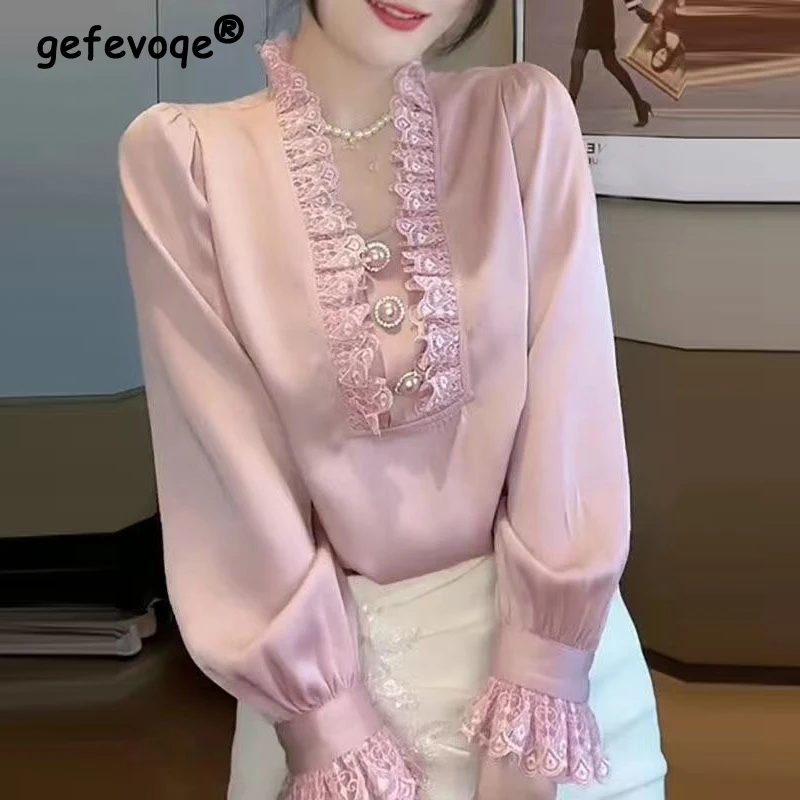 

Женская винтажная кружевная блузка в стиле пэчворк, весенне-осенняя Модная рубашка с V-образным вырезом и длинным рукавом, свободные шикарные топы с бусинами, блузки, одежда