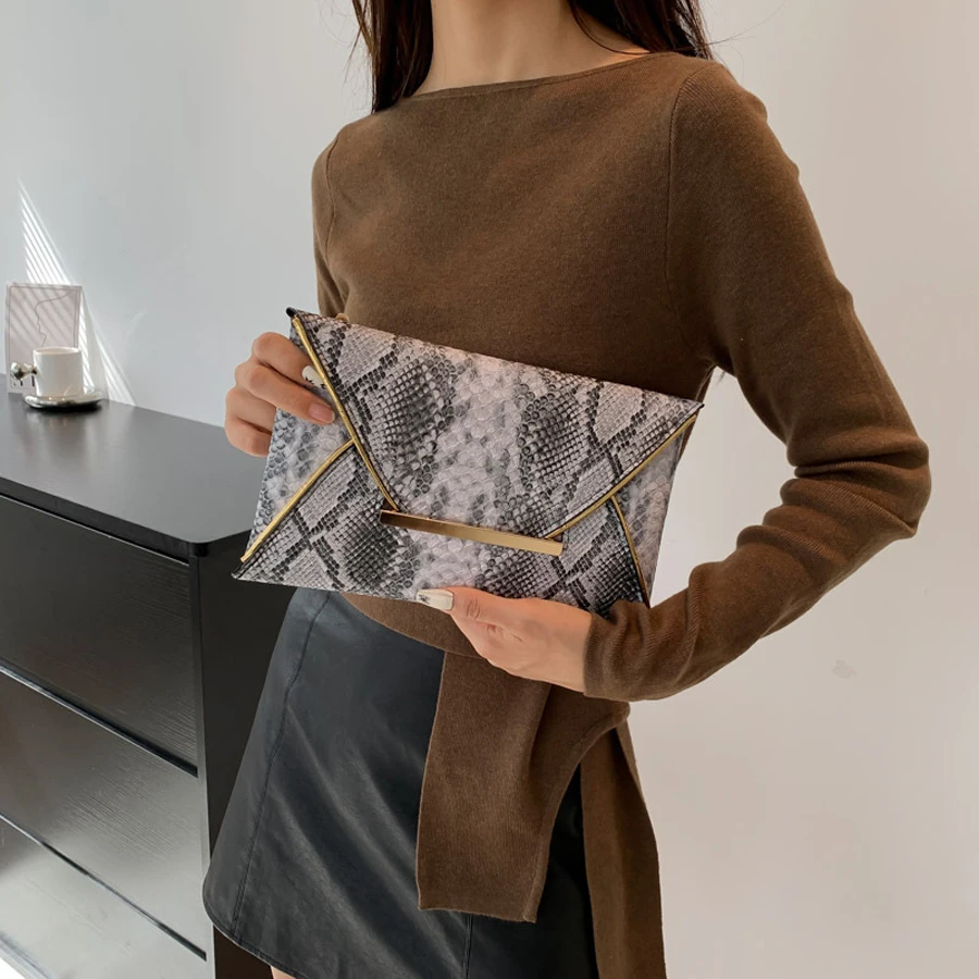 Модная женская сумка-конверт из искусственной кожи со змеиным узором аллигатора