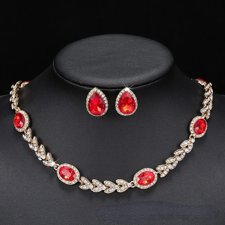 

New Ladies Jewelry Set Bridal Necklace Earrings Two Piece Wedding Wedding Dress Accessories Gold Bottom Red Diamond Jewelry