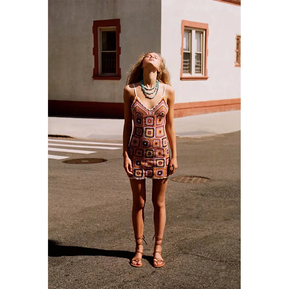 

2022 women's summer new fully hand-encrypted grandmother checkered suspender dress fashionable slim temperament skirt