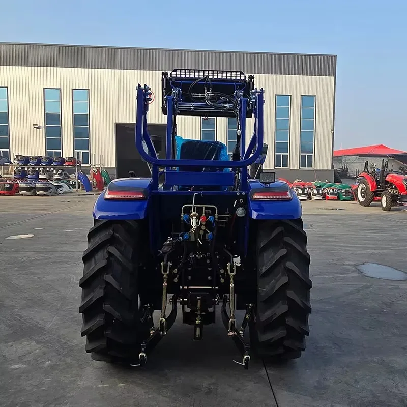 Фото Сертификация CE Маленькие конские силы Четырехколесные 4x4 Компактные мини-садовые тракторы с косилой №4