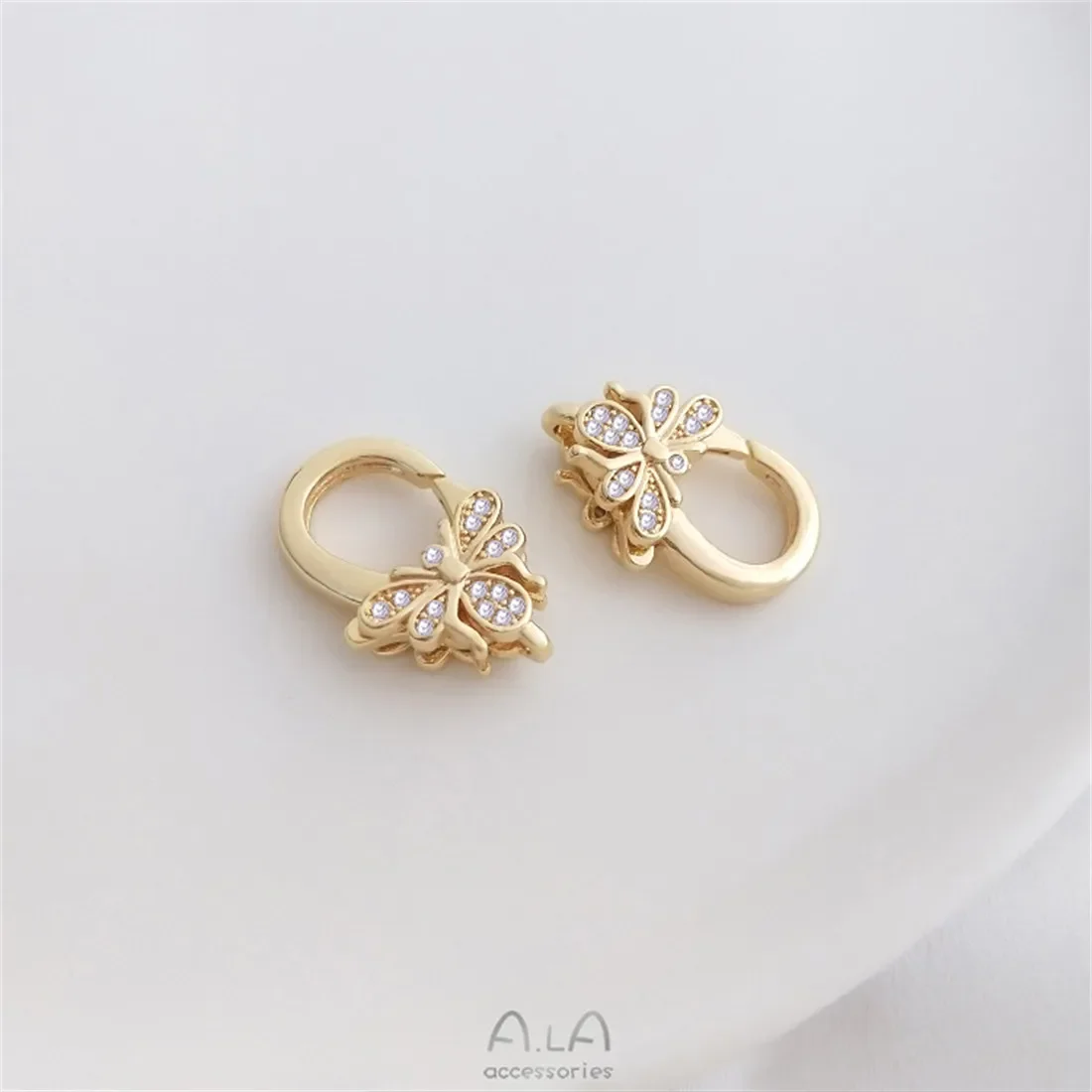 Пружинная пряжка с микроинкрустацией цирконом 14-каратное золото пятиконечная