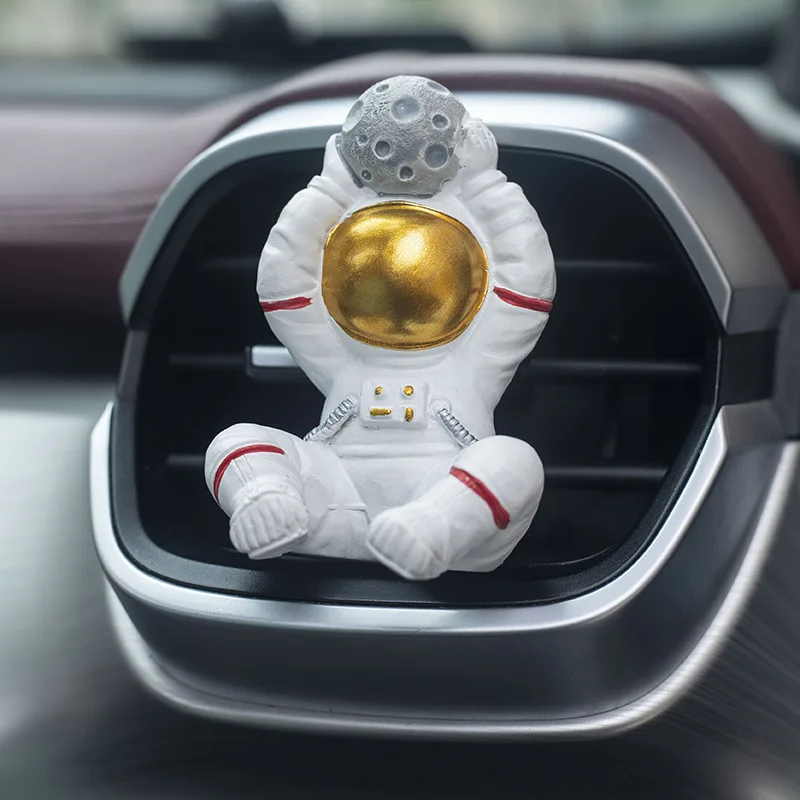 

Auto Car Air Freshener Automobile Perfume Astronaut Car Air Outlet Perfume Clip Air Conditioner Car Accessories Car Fragrance