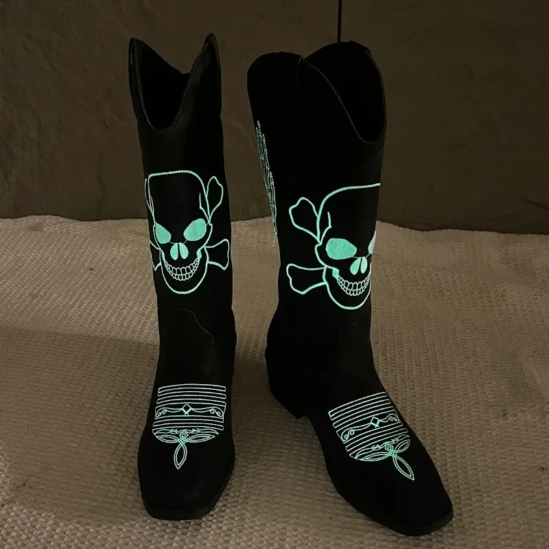 

Female Shoes 2023 Winter New Glow At Night Women Shoes Ethnic Style Embroidery Ladies Mid-Calf Boots Country Retro Platform Boot