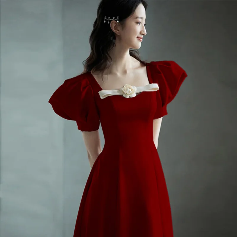 Женское свадебное платье с квадратным вырезом бордовое длинное для выпускного