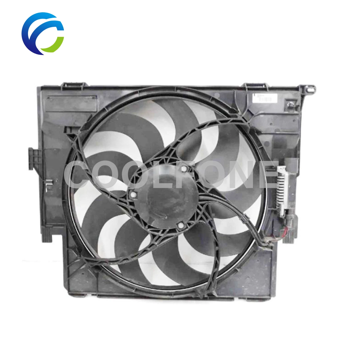 

Электрический охлаждающий вентилятор для BMW F30 F80 F31 LCI F34 GT 316d 316i 318d 320d 320i 328d F32 F33 F83 F36 420 17427640508 17427600557