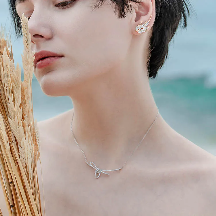 

Bow Tie Cubic Zirconia Necklaces For Women Silver Aesthetic Luxury Jewelry Cool Pendant Necklaces Vintage Cute