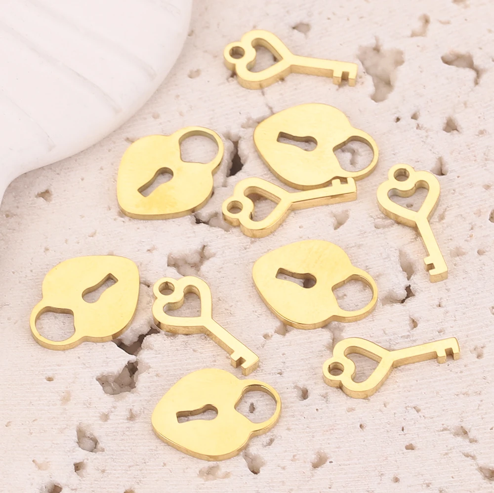 

5pcs Gold Hollow Key Concentric Love Lock Charms Stainless Steel Pendants for DIY Necklace Jewelry Connector Accessories