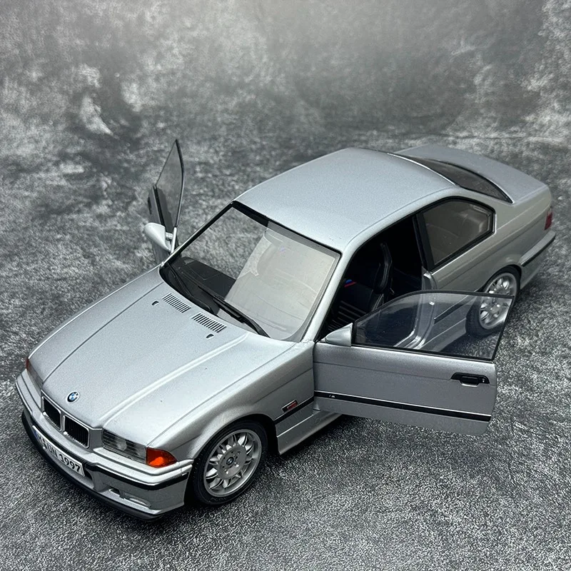 Коллекционные украшения из сплава SOLIDO 1:18 Scale M3 E36 COUPE 1990