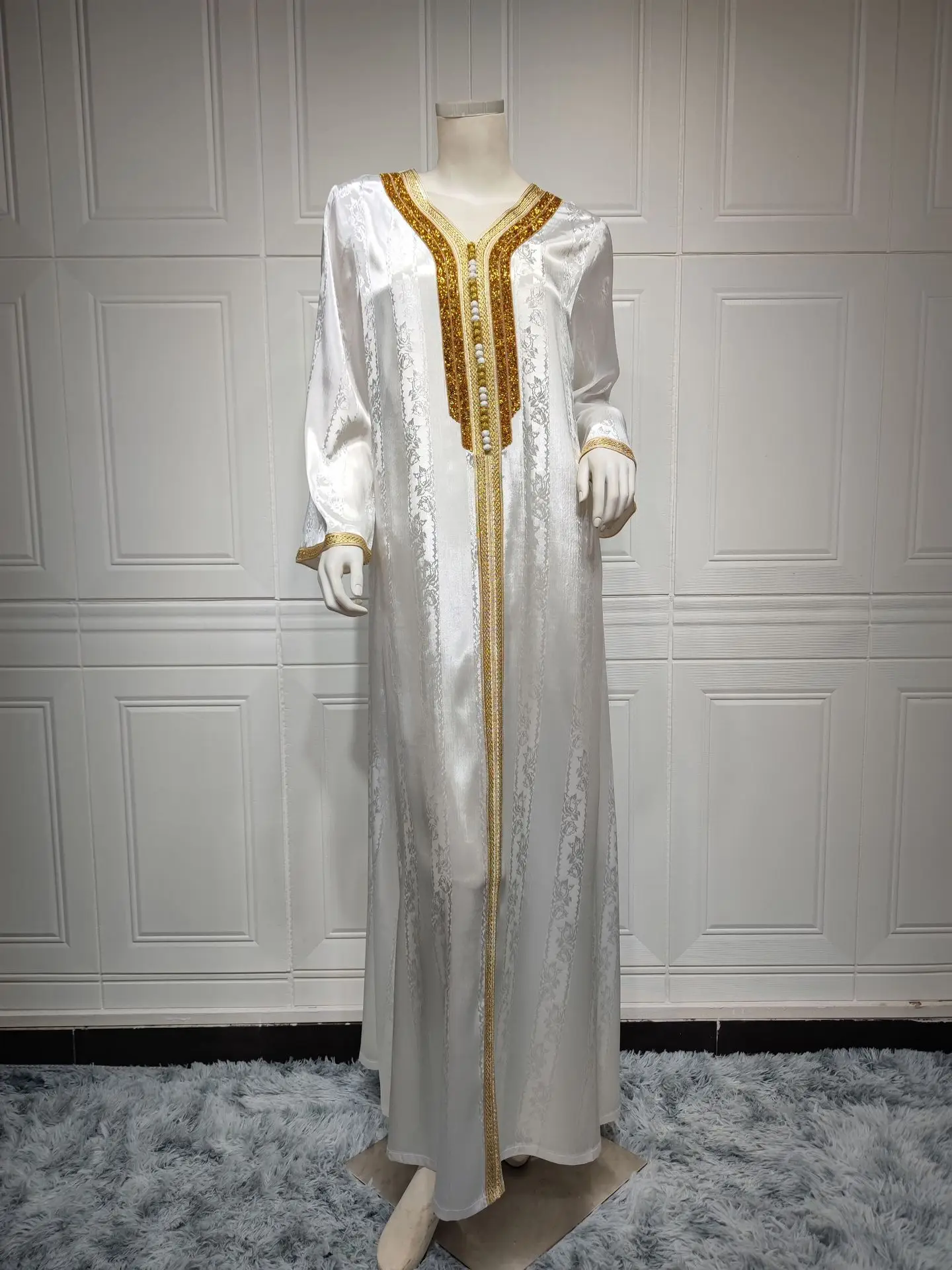Amaya Spring 2023 Women's Hot Diamond Lace Robe Muslim White Satin Jacquard Dress with Underwear Long Muslim Dresses