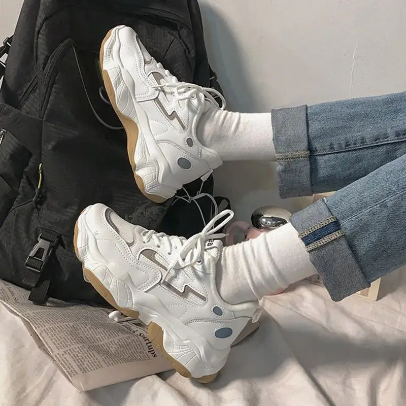 

2022 New Sneakers Women Vulcanize Shoes Summer Female White Platform Thick Sole Running Casual Ladies Shoes Tenis Feminino