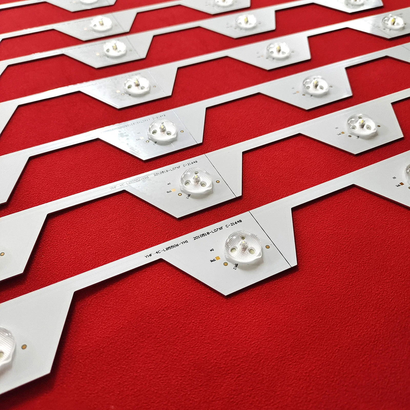 Светодиодные ленты для телевизора THOMSON 55UA6406 55UA6406W LV550NDEL 4C LB5506 YH1 HR1 55HR330M06A1