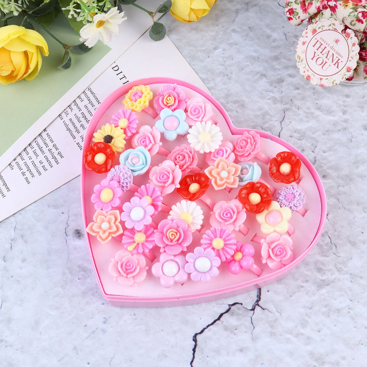 

36PCS Boxed Funny Pretend Play Rings Finger Ring for Nursery Kids