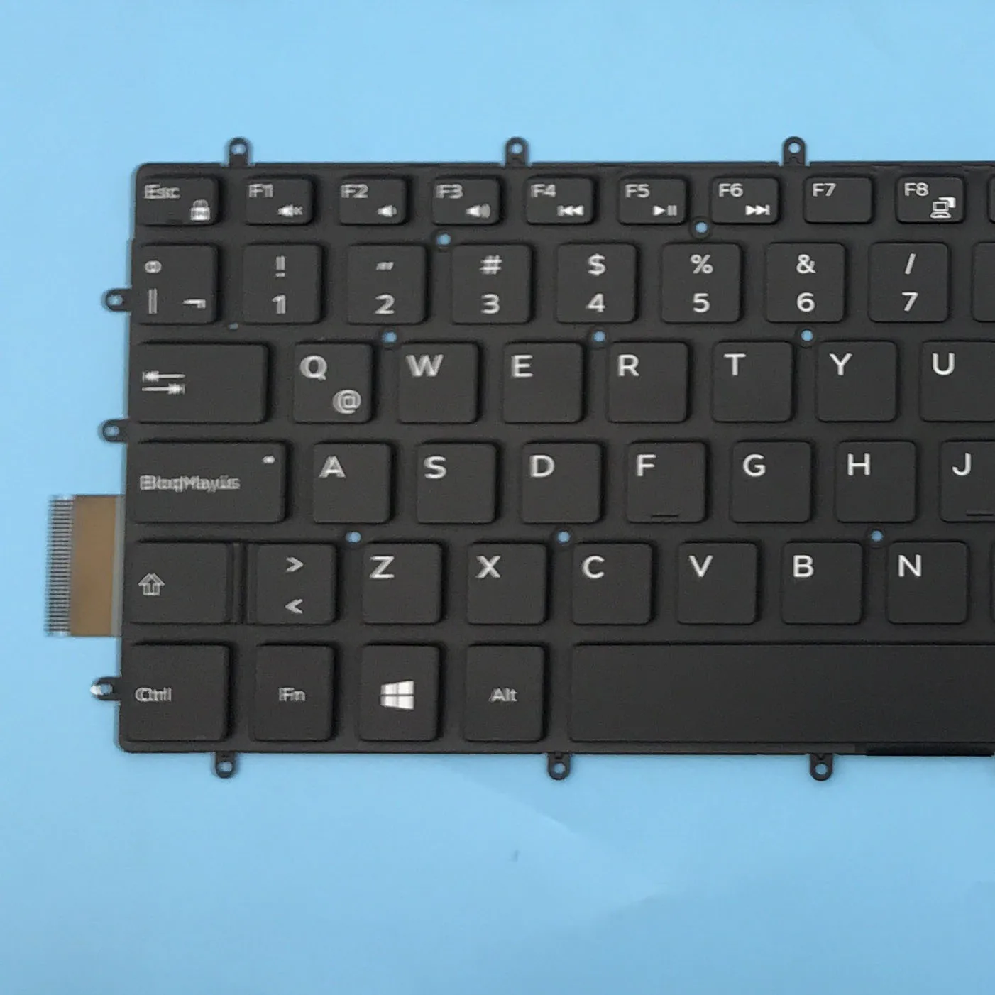 Фото НОВАЯ латинско-испанская клавиатура для Dell Inspiron 15 Gaming 7566 7567 5570 5575 7570 15-7566 15-7567 15-7577 15-7586 с белой подсветкой №2