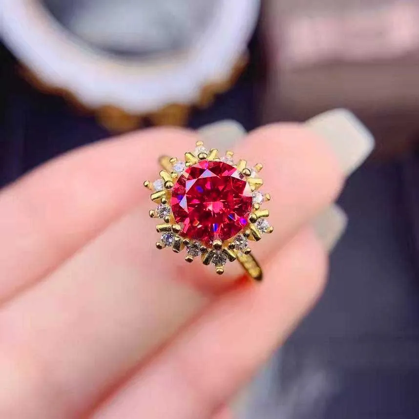 

Foydjew New Elegant Plated Gold Red Simulated Gemstone Ruby Rings For Women 5 Carat Snowflake Full Zircon Color Treasure Ring