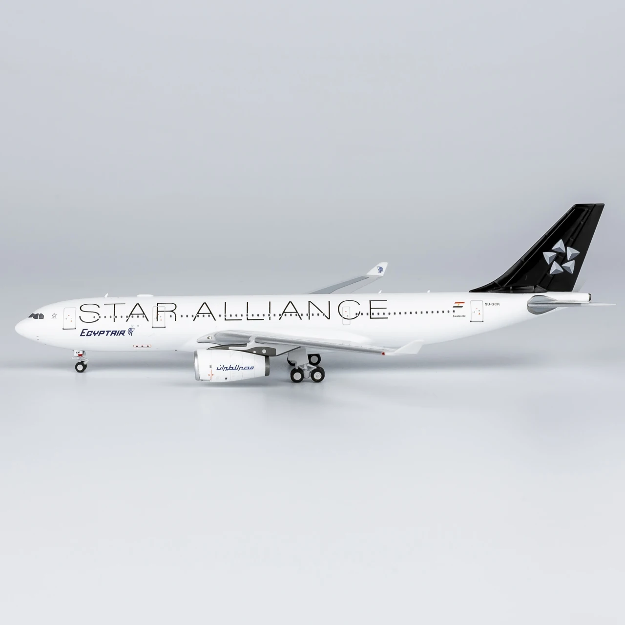 61086 Коллекционный самолет из сплава в подарок модель NG 1:400 EgyptAir StarAlliance Airbus A330-200