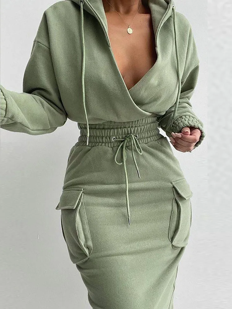 

Women Casual Hooded Two Piece Set Fashion Long Sleeve Crop Tops And Pocket Drawstring Skirt Suits Autumn Winter Female Outfits