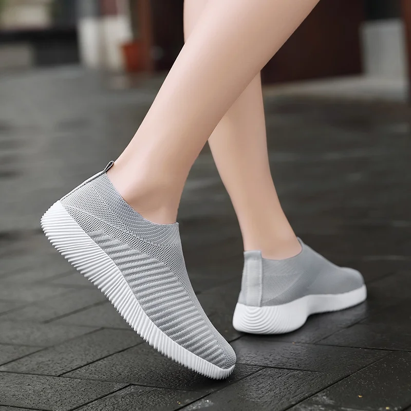 Sneakers Summer Walking Shoes Women's Vulcanized Shoes Flat Socks Shoes High Quality Lightweight Loafers Slip On women shoes
