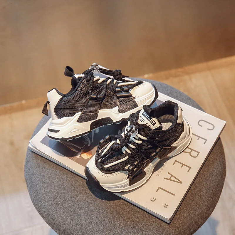 

Boys' spring and autumn 2023 children's sports shoes Running girls' soft soles Primary school dad shoes