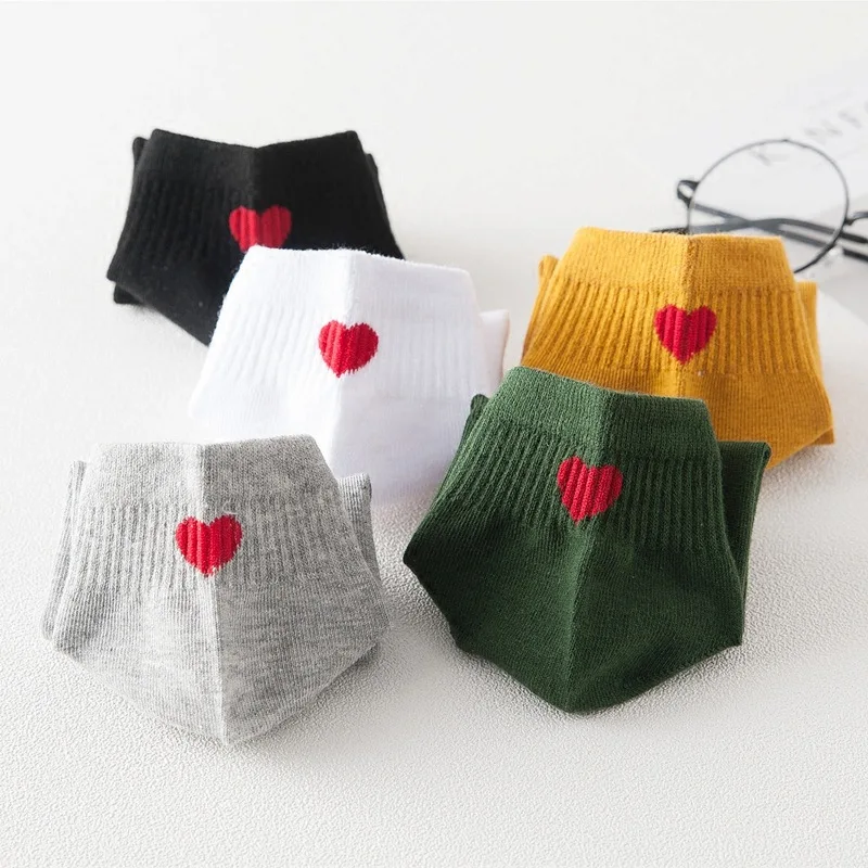 

Hot Sale10 Pieces = 5 Pairs New Heart Women Cotton Socks Ankle Short Cute Casual Funny Sock Fashion Sox