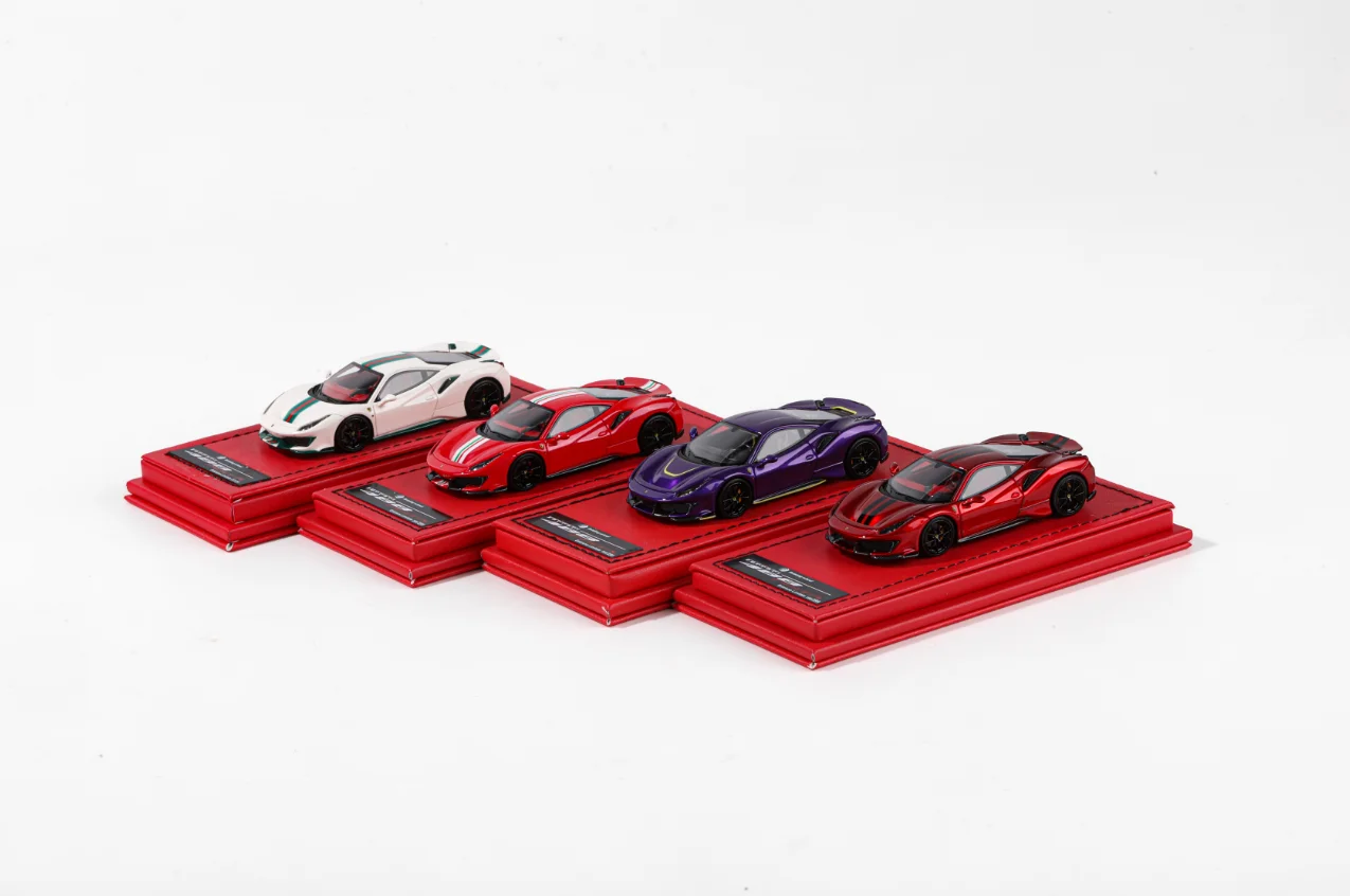 **Предзаказ** Вращающееся колесо RW 1:64 488 Pista Coupe модель автомобиля из смолы