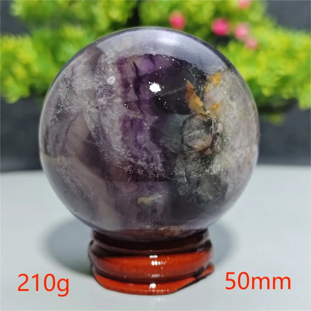 

Хрустальный шар из флюорита