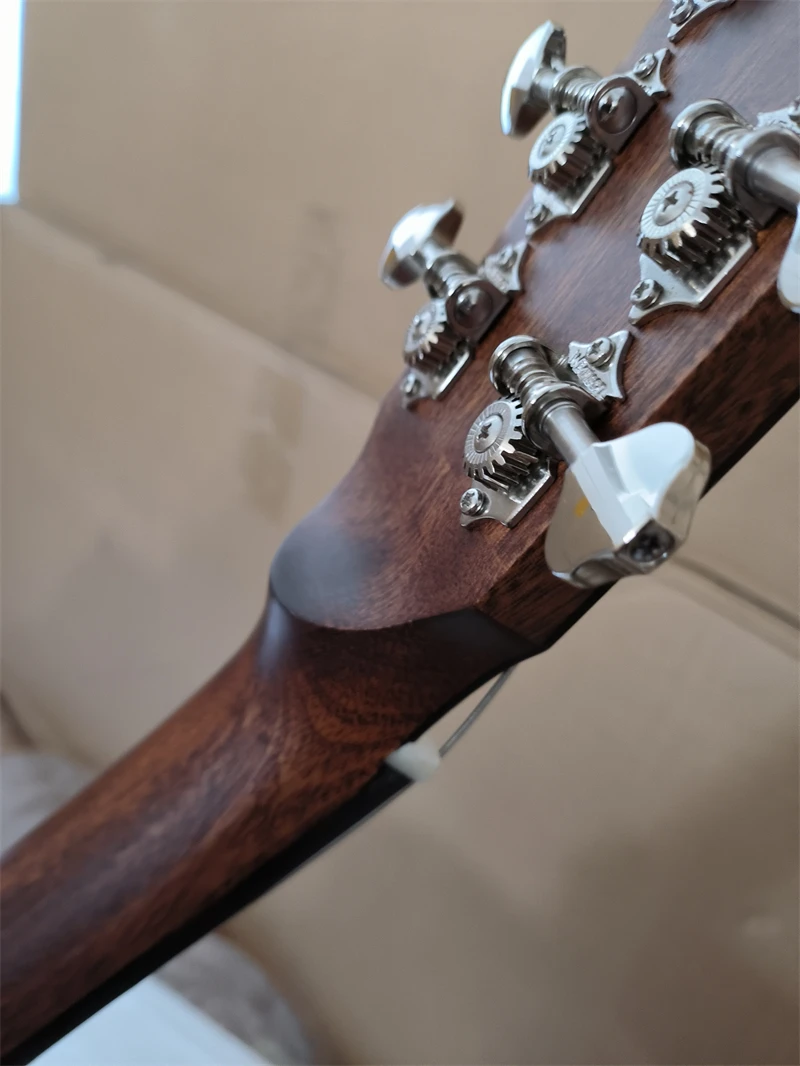 Резонаторная гитара Jonathan 19 серии