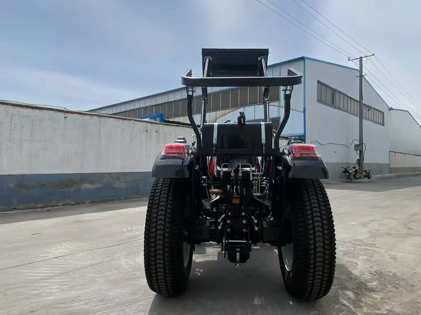 Трактор для фермерских хозяйств 50 л.с., 4WD, соответствующий мировым стандартам качества, подходит для рынка Африки (art.: 3920da7959448) - 3920da7959448