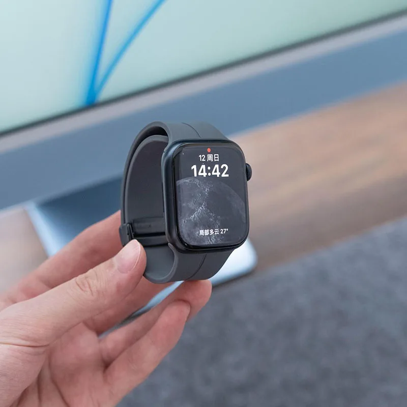 Silicone Magnetic Strap for Apple Watch Band 45mm 41mm 44mm 40mm 42mm 49mm Correa Bracelet for IWatch Series 8 Ultra 7 6 5 Se 4