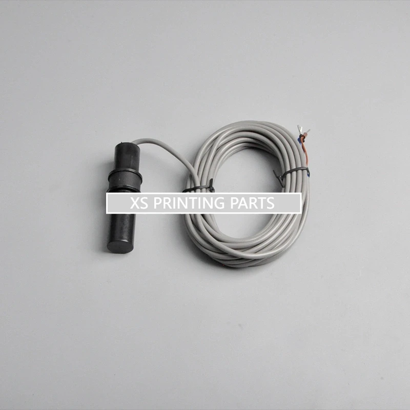 

Датчик уровня воды Heidelberg SM74 SM102 CD102 M2.198.1563 61.198.1563 F2.110.1563 Электрический глаз