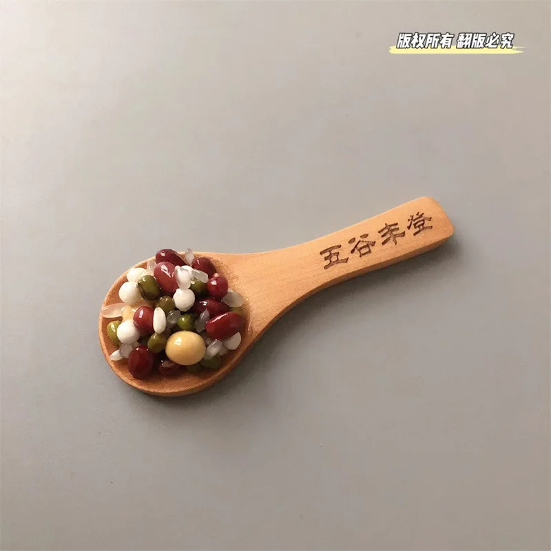 

Магнитная наклейка на холодильник "Пятизерновая"