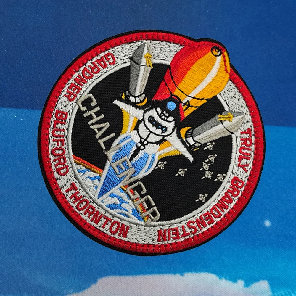 Красный цвет вышивка ткань CHALLENDER нашивка Ракета космическая развитие космоса