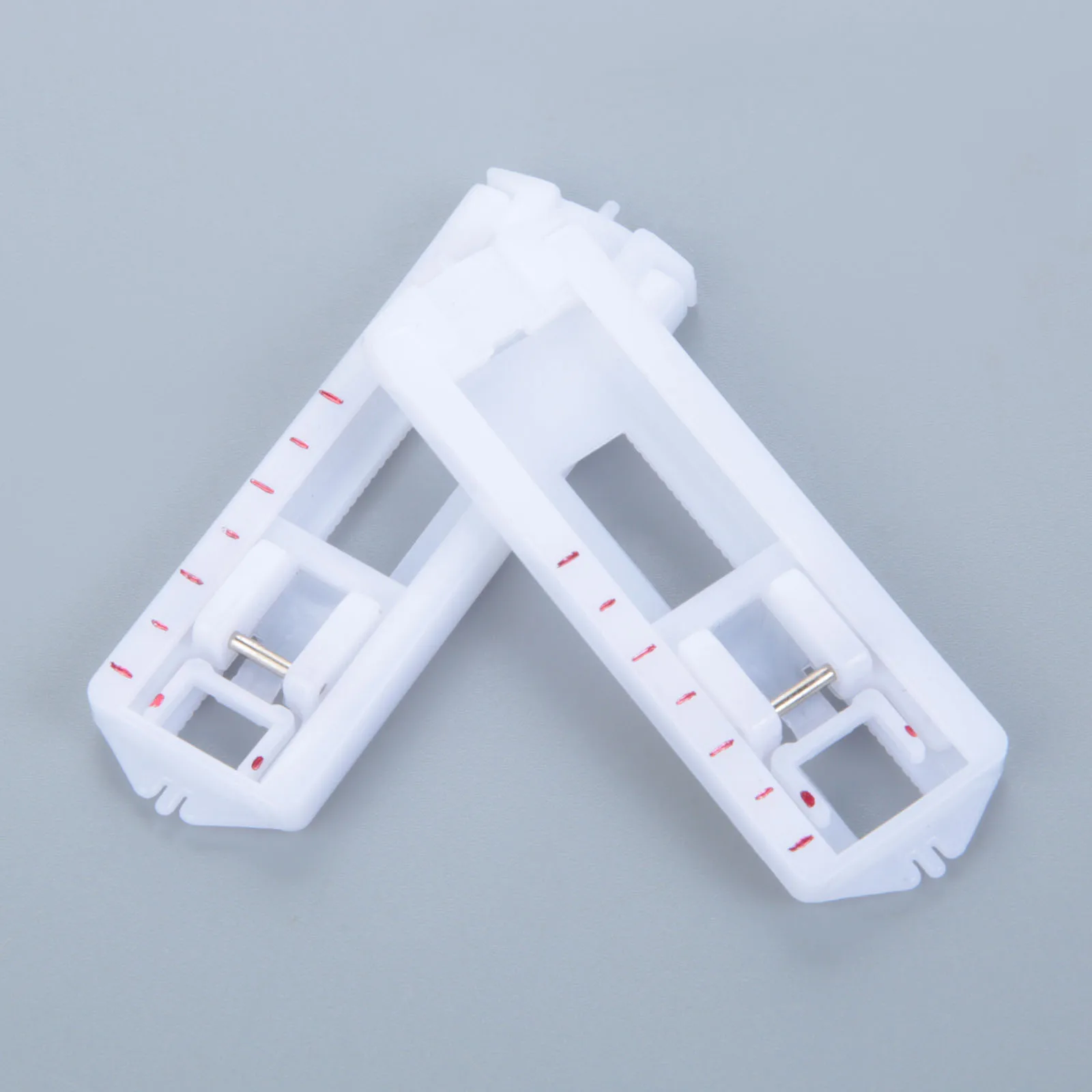 

2Pcs PVC Buttonhole Snap Presser Foot For Brother Janome Singer Domestic Household Sewing Machine Foot Accessories DIY 65*21mm