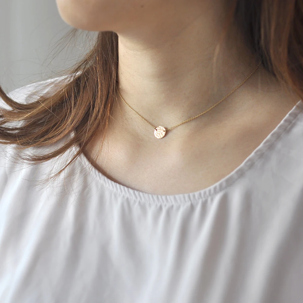 

Hammered Gold Coin Necklace Simple Classic Choker Gold Filled Pendant Boho Collier Femme Necklace Kolye Collares Women Jewelry