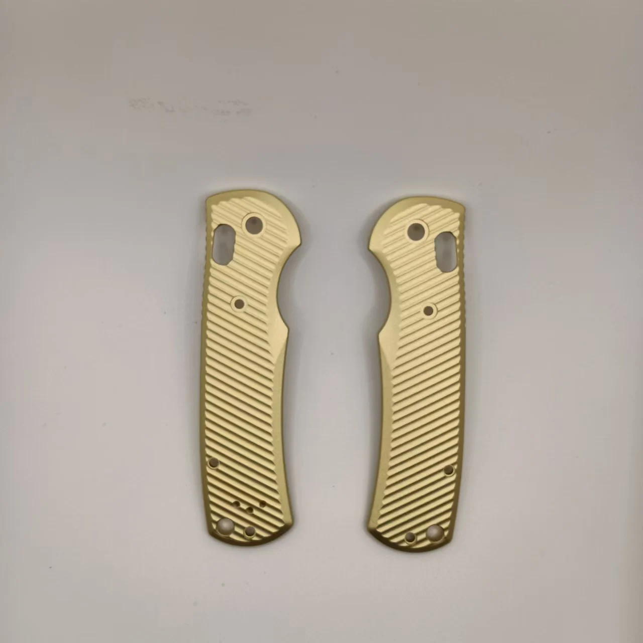 1 пара весов с ручкой из золотого алюминиевого сплава на заказ для ножей Benchmade