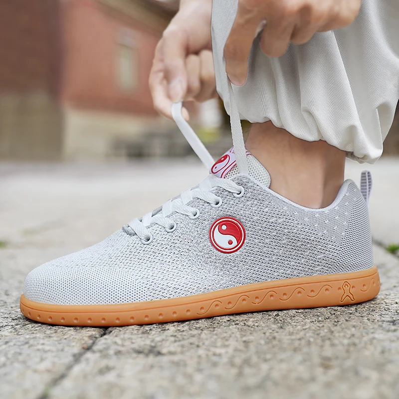 Новинка 2022, мужские и женские туфли Tai Chi, дышащие удобные кроссовки китайского кунг-фу, черные, белые кроссовки для занятий тхэквондо, карате