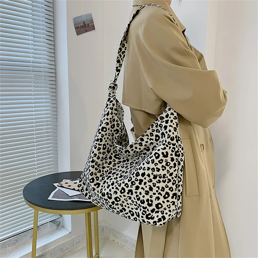 

Tote Bags Luxury Designer Handbags and Purses Shopping Canvas Ladies Fashion Casual Leopard Shoulder Shopper Women Wallets 어깨가방