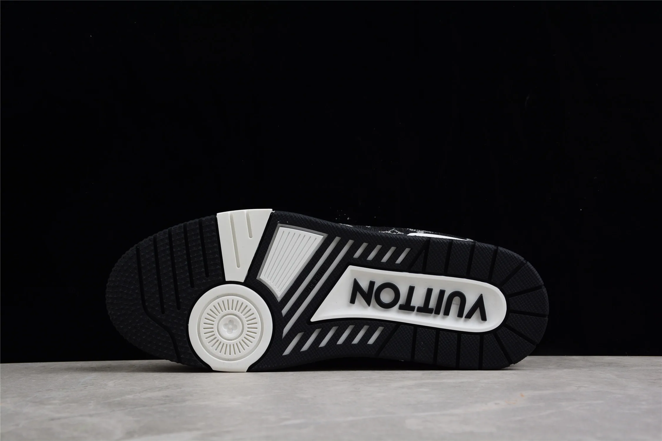 Кроссовки Trainer Sneaker низкая спортивная обувь для активного отдыха унисекс