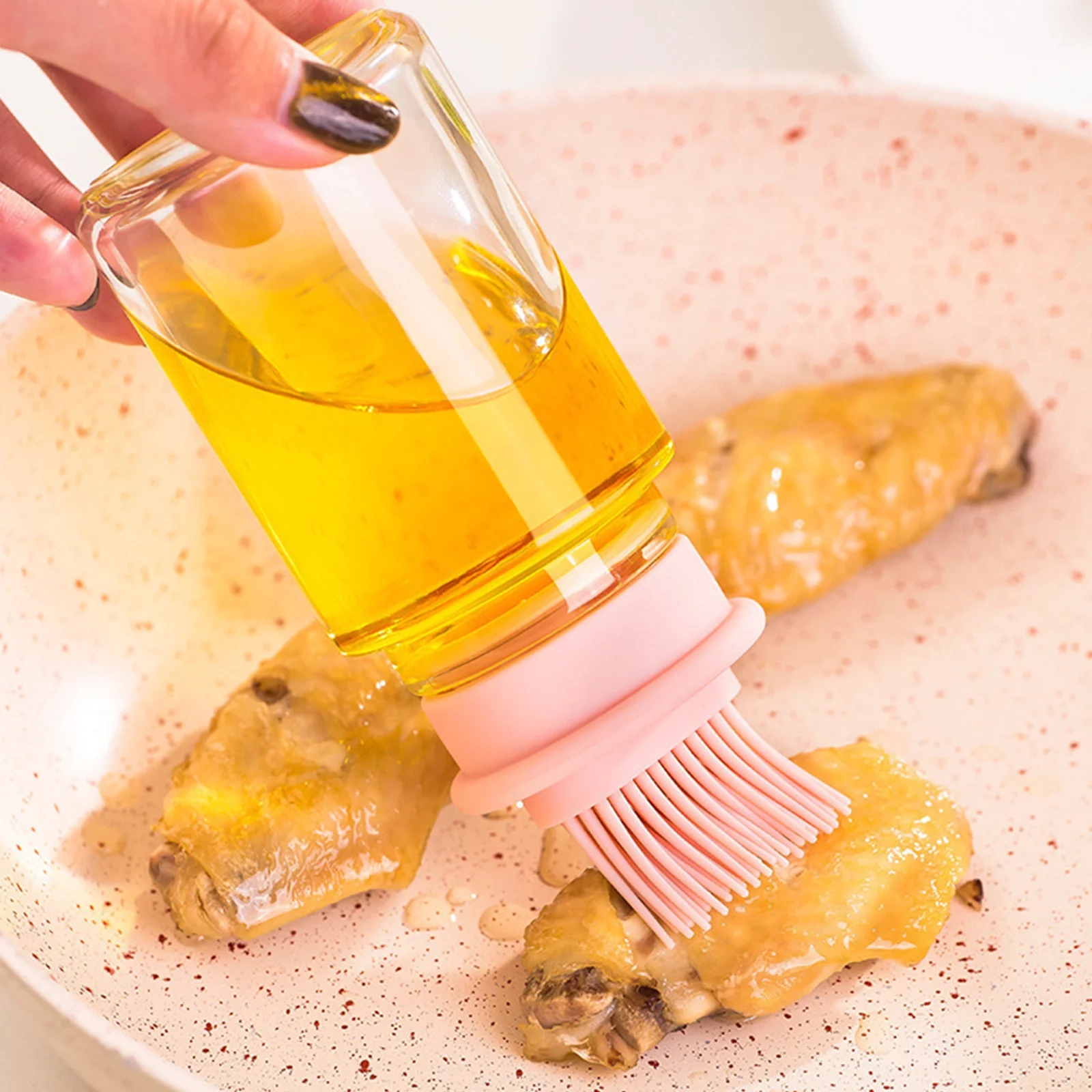 

150ML Silicone Oil Bottle Oiler Transparent with Brush Dustproof Lid Oil Dispenser Container Home Kitchen Barbecue Baking Tool