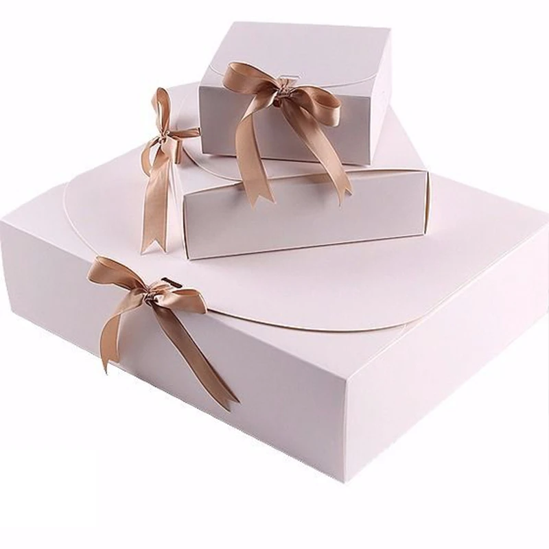 

Подарочные коробки картонные 10 шт.