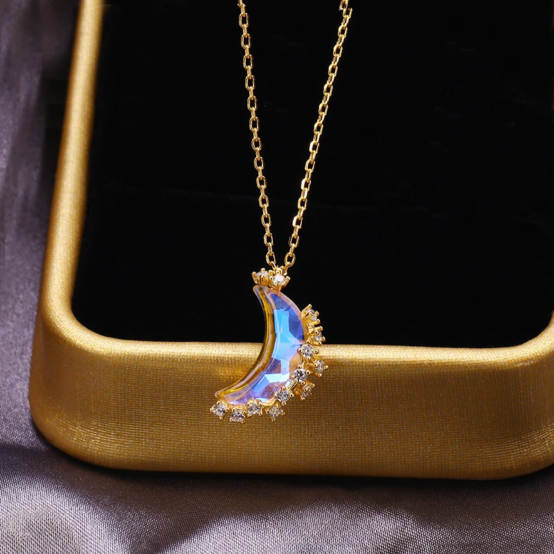 Designer's original craftsmanship inlaid crystal moonstone half crescent chain necklace bright romantic exquisite ladies jewelry