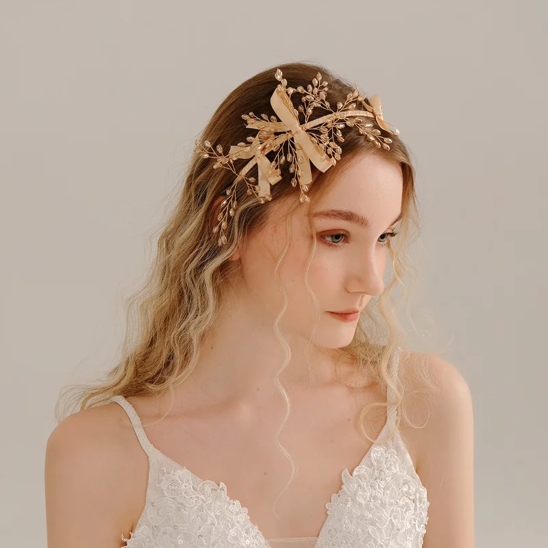 

Лента для волос Свадебная с бантом для невесты