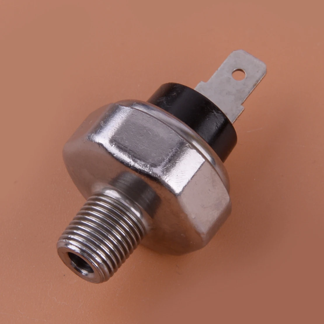 

1A024-39010 15531-39013 Engine Oil Pressure Switch Sensor Fit for Kubota ZD321 ZD323 ZD326 ZD331 15521-39010 15521-39013