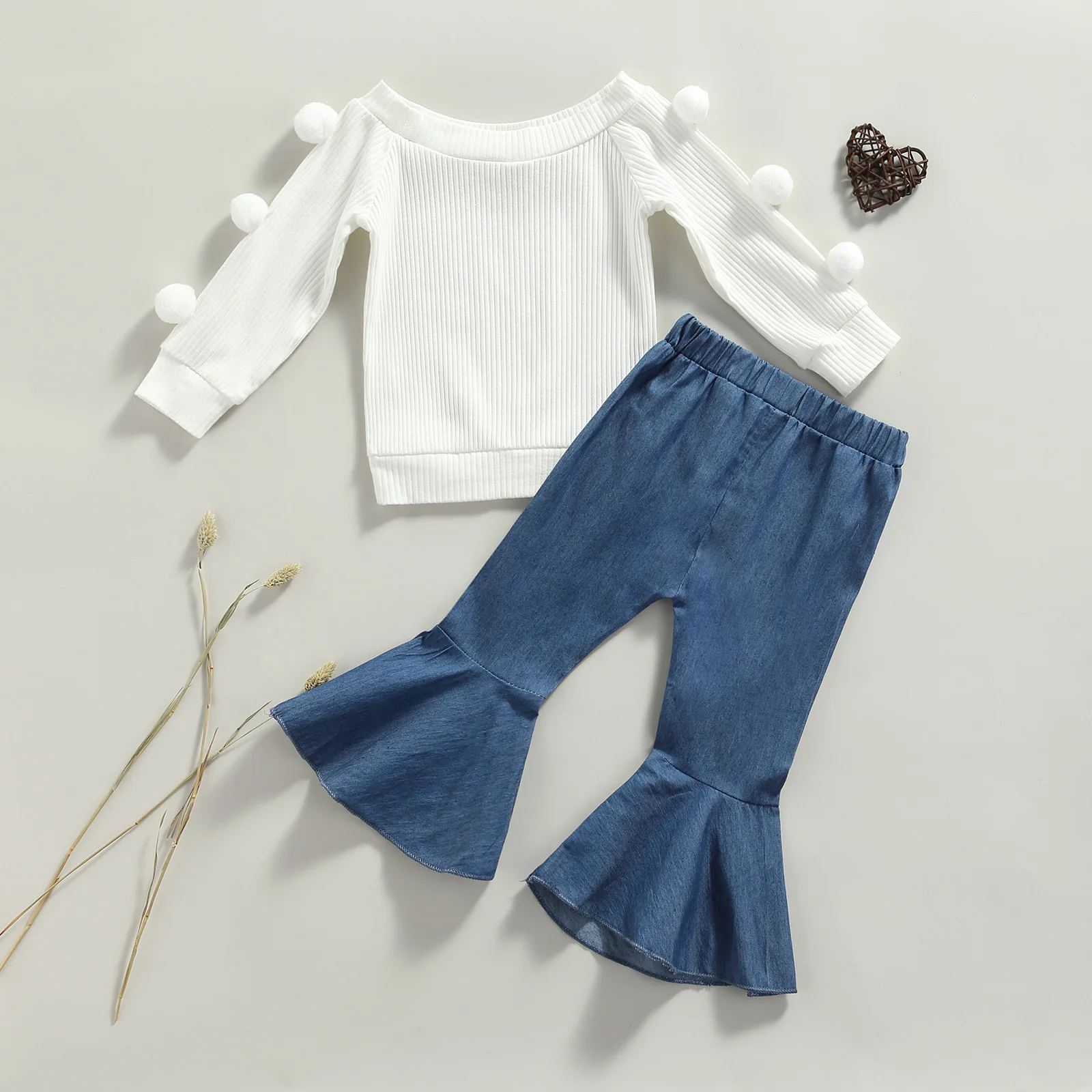 

Однотонный женский пуловер с круглым вырезом и длинными рукавами, с помпонами и расклешенными брюками, 2 шт.