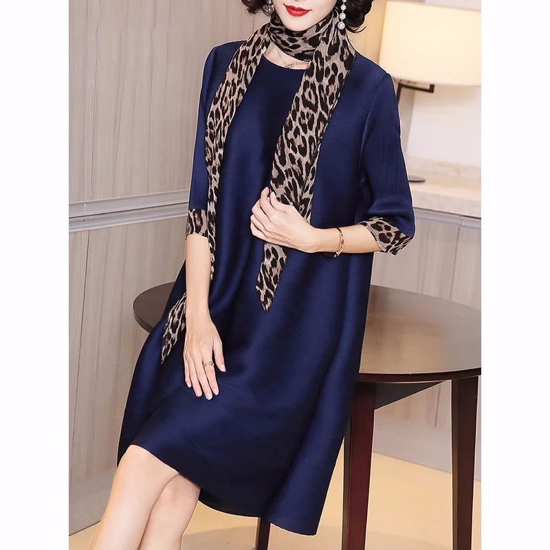 

Dress 2022 high-end foreign mother loose thin temperament skirt high-level mm large size dress fashion autumn new dress