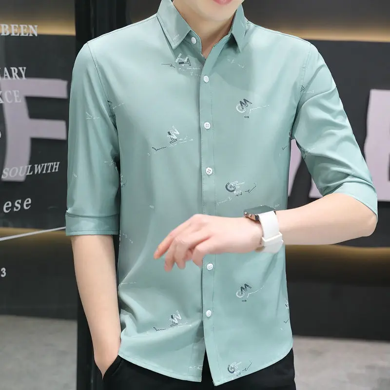 Ice silk short-sleeved men's shirt 2022 new trend three-quarter sleeve handsome and versatile business casual men's shirt top