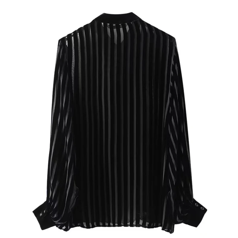 Блузка женская с длинным рукавом