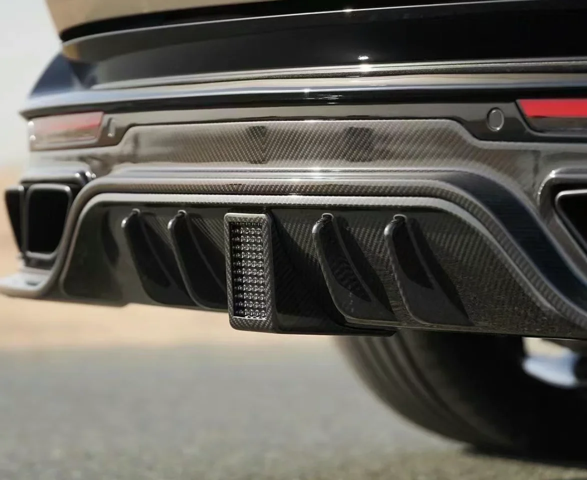 Karosseriekit aus hochwertiger Kohlefaser im MSY-стильный для рейхвейта Front- und heckstohu Seitensc