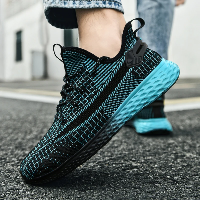 2022 New Breathable Mesh Sneakers Men Soft Comfortable Running Sport Shoes Men Lightweight Unisex Athletic Women Couple Shoes