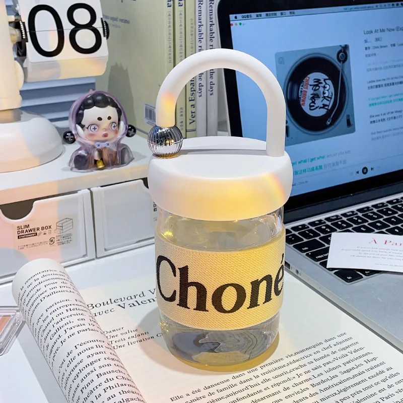 

Summer Small Fragrant Wind Glass Portable Coffee Handheld Portable Water Cup Female High Value New Netflix Drinking Cups